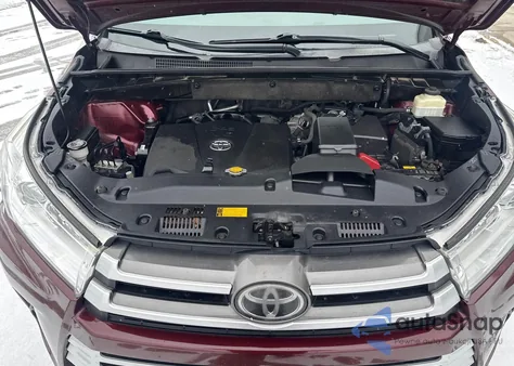 2017 Toyota Highlander Xle z USA, uszkodzony, nr VIN 5TDJZRFHXHS449349